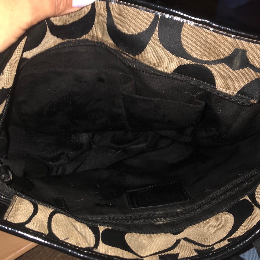 Handbag - Picture 6 of 6